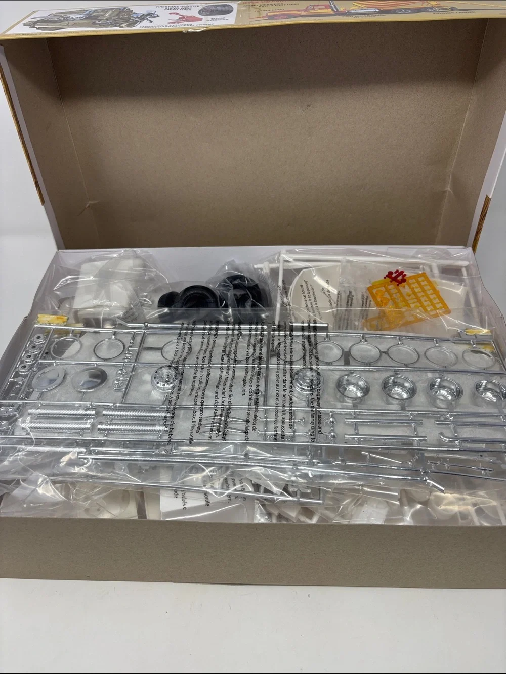 AMT super detailed 1/25 scale amt1215/06 Transit Mixer Toy Truck